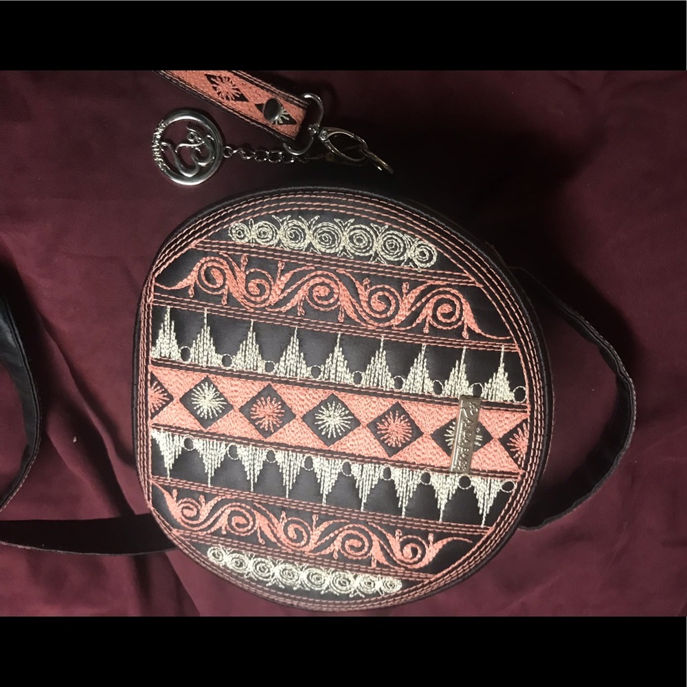 Banda bag round bag